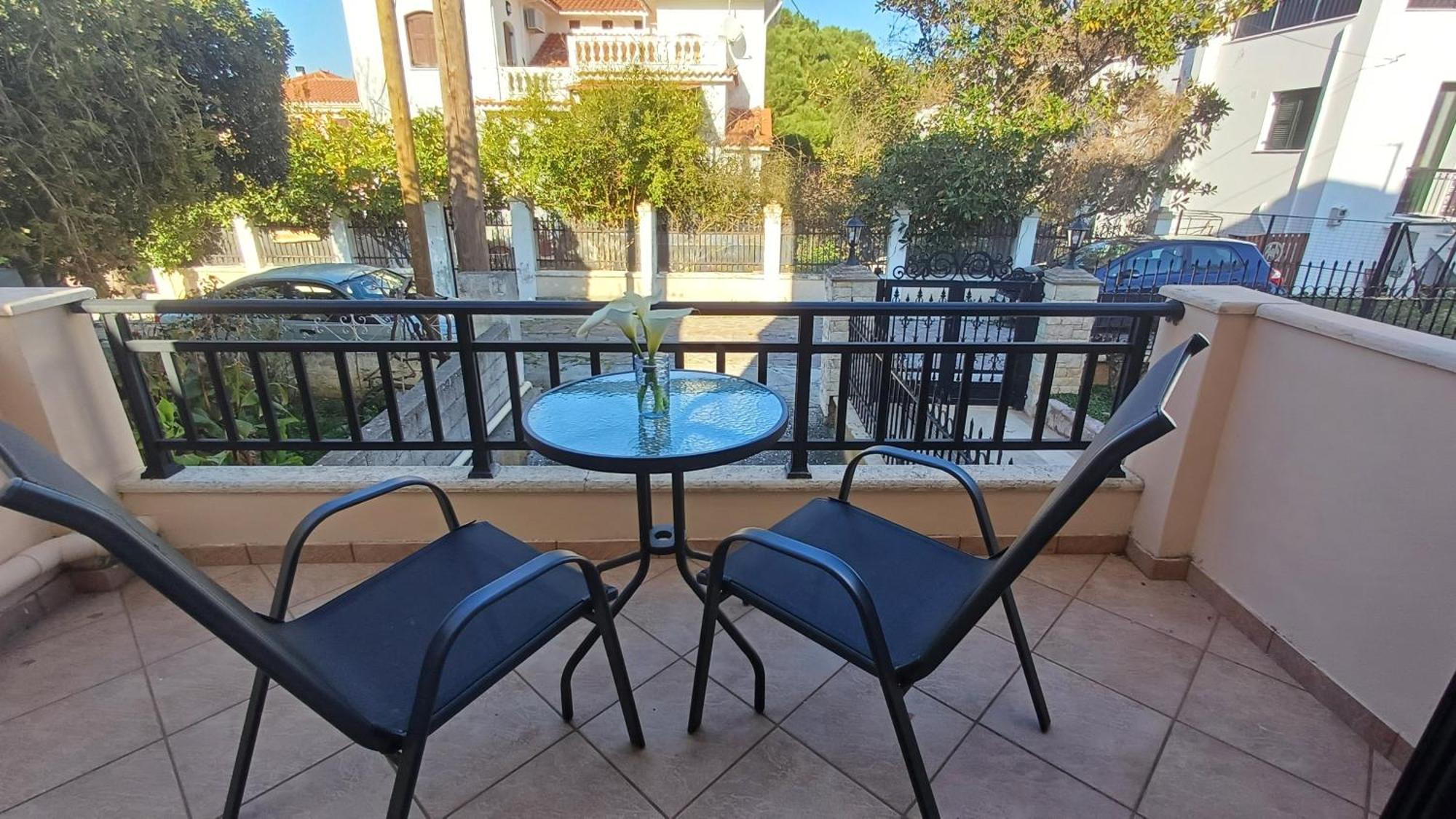 Studio Apartments Eirini Pyrgi Thermis Luaran gambar