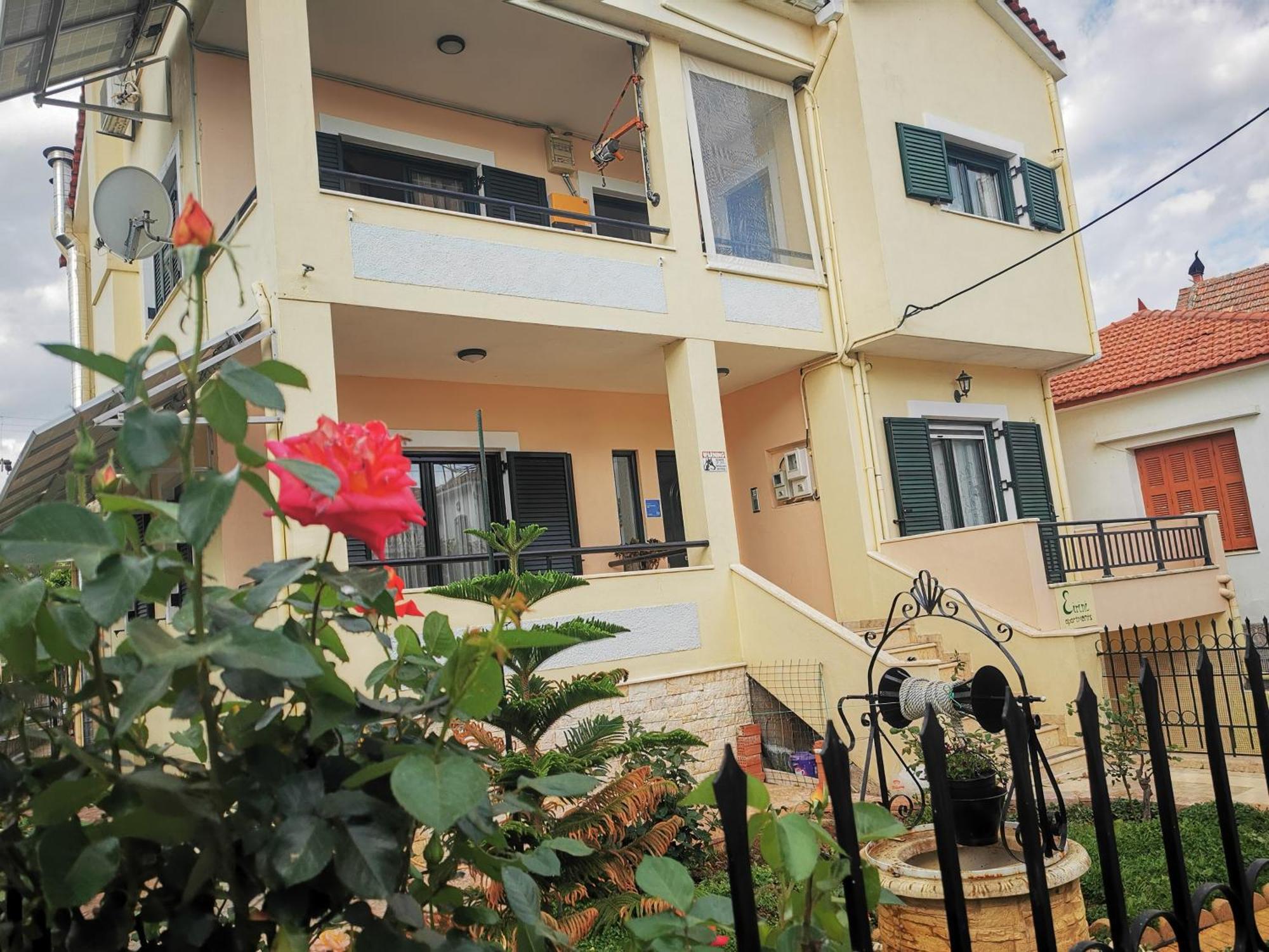 Studio Apartments Eirini Pyrgi Thermis Luaran gambar